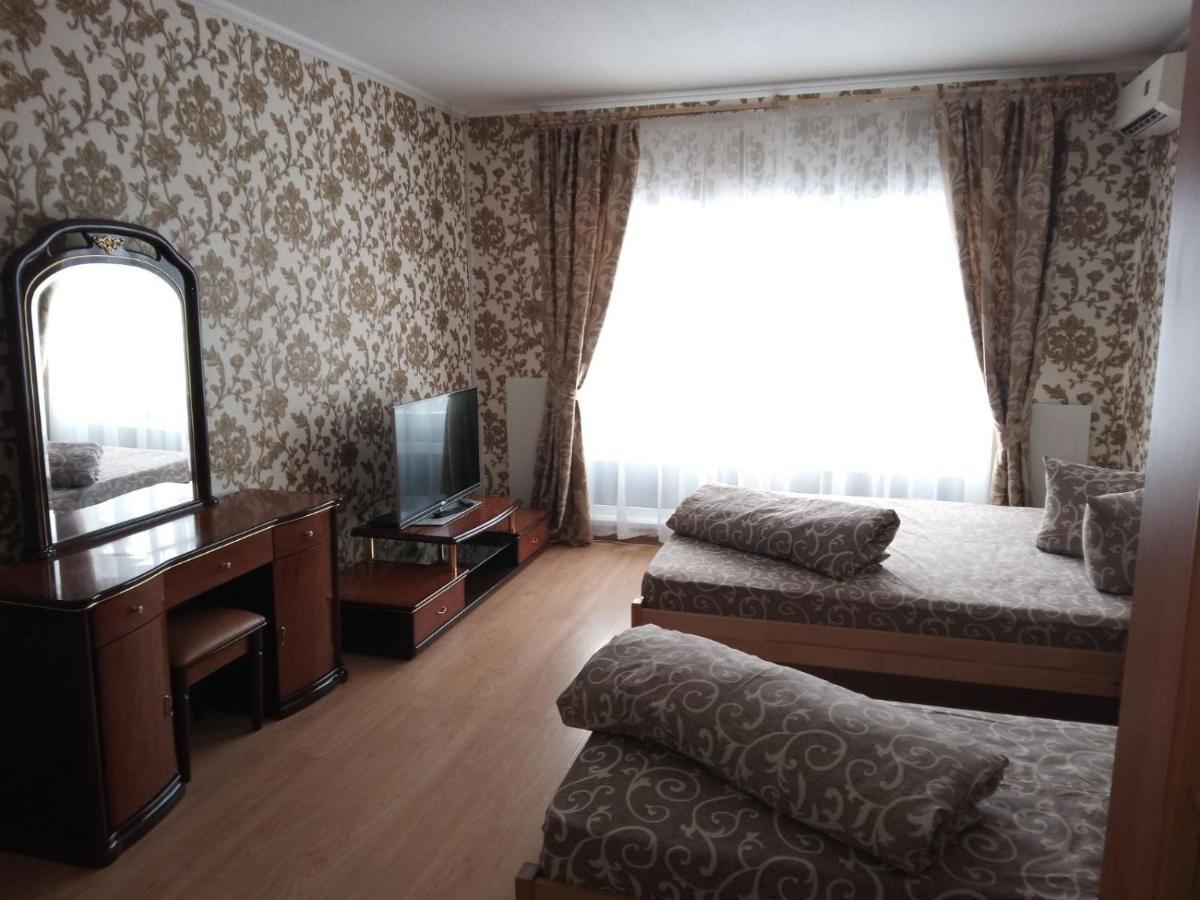 4 Seasons Hotel Boryspilʼ Eksteriør billede