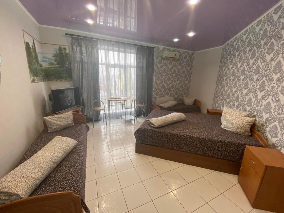 4 Seasons Hotel Boryspilʼ Eksteriør billede