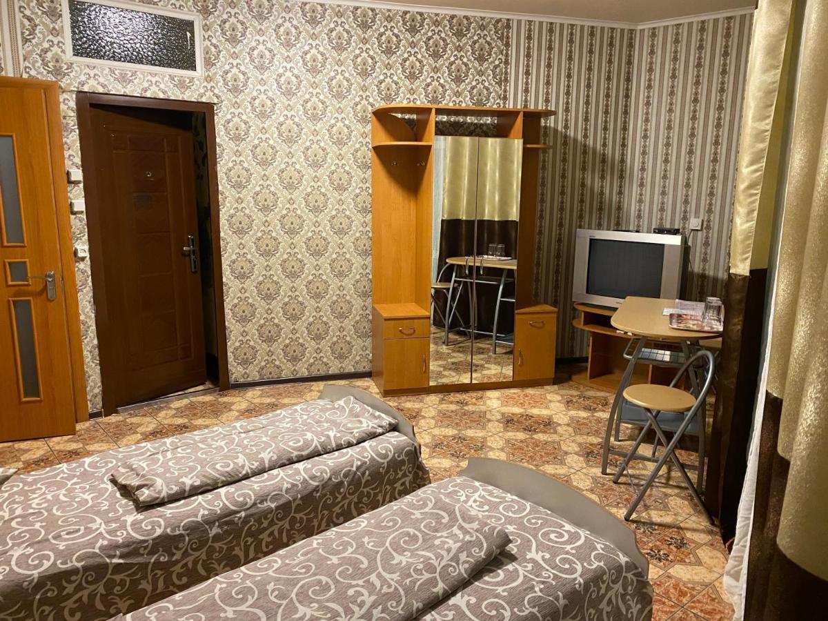 4 Seasons Hotel Boryspilʼ Eksteriør billede