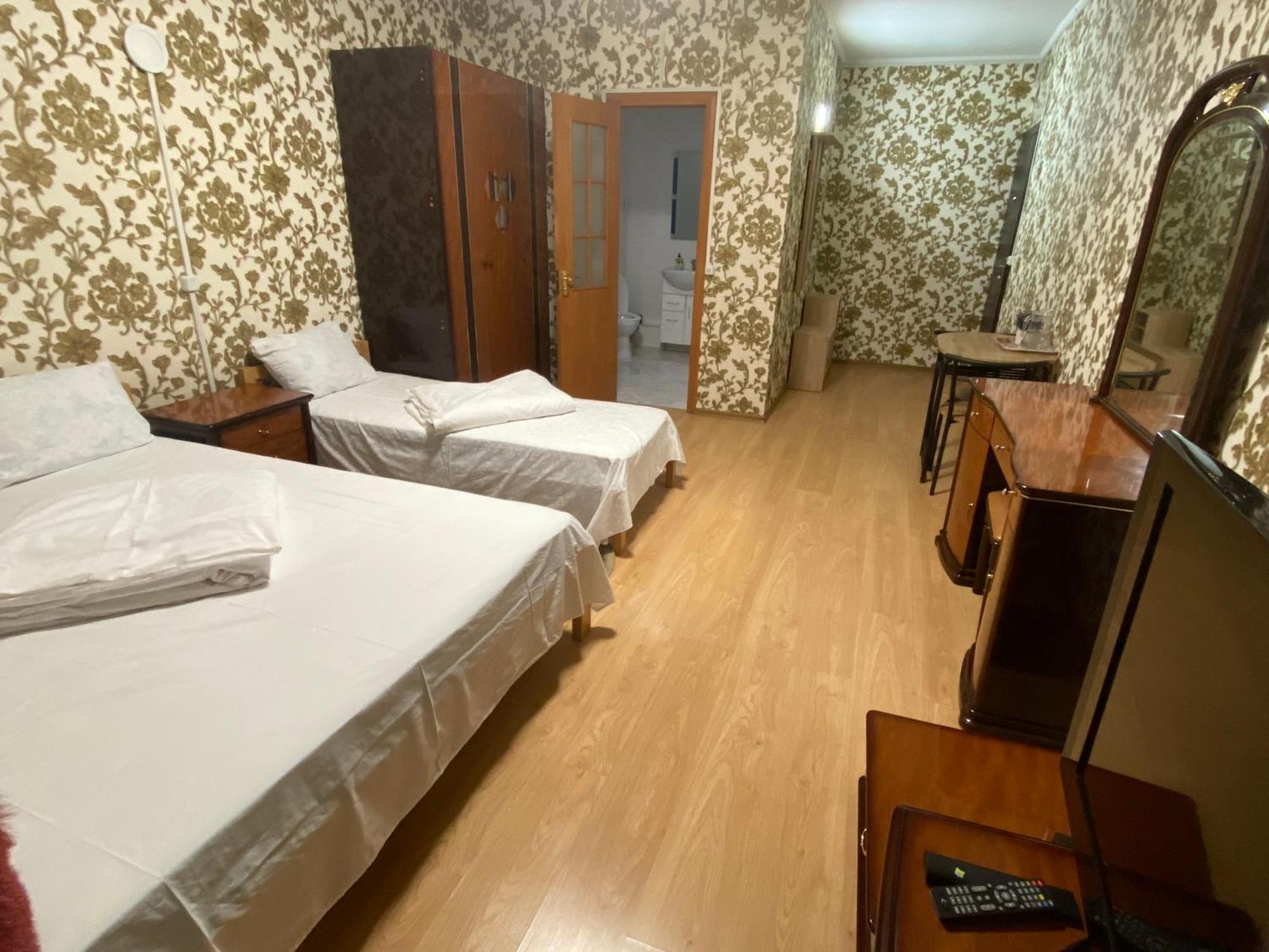 4 Seasons Hotel Boryspilʼ Eksteriør billede